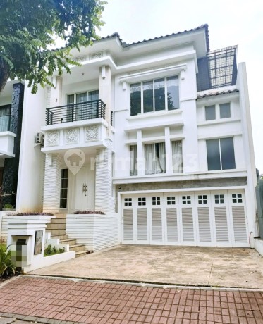 Rumah Mewah Crown Golf Pearl Golf PIK 10x33 3KT Cluster Premium Rumah Mewah Crown Golf Pearl Golf PIK 10x33 3KT Cluster Premium