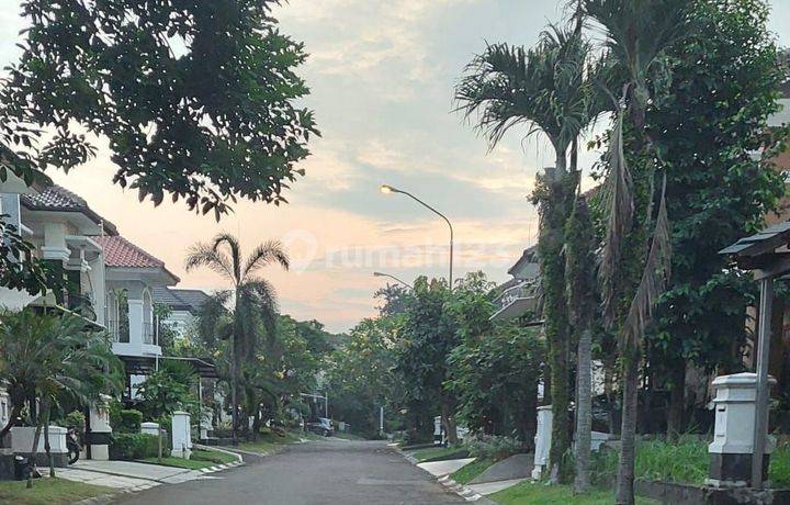 Di Jual Rumah di Senayan 1 Bintaro
