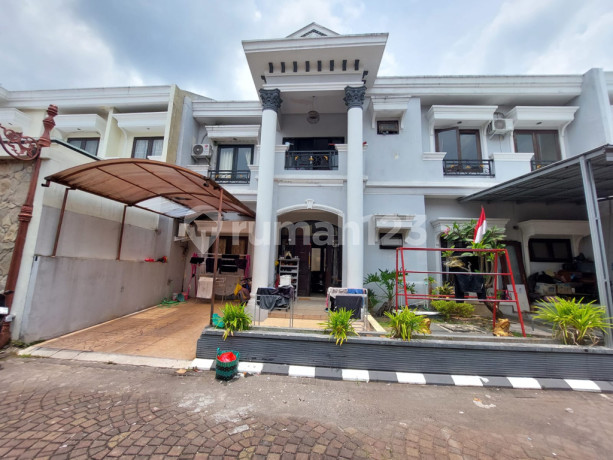 Rumah Mewah 2 Lantai Dalam Perum Pondok Permai Kasihan Bantul. Rumah Mewah 2 Lantai Dalam Perum Pondok Permai Kasihan Bantul.