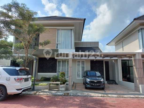 Rb. Rumah Mewah 2 Lantai Full Furnish Dalam Perum Green Hills Ngaglik Sleman Rb. Rumah Mewah 2 Lantai Full Furnish Dalam Perum Green Hills Ngaglik Sleman