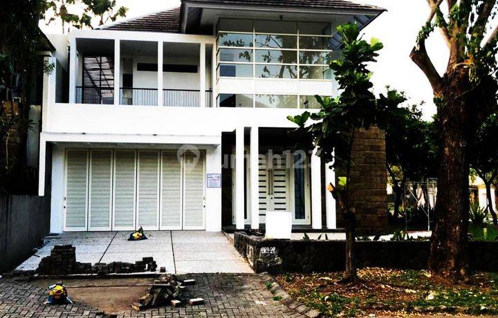 Rumah di Diamond Hill Citraland - 2 Lantai SHM -Taman