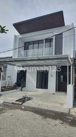 New Gress Minimalist House in North Citraland
