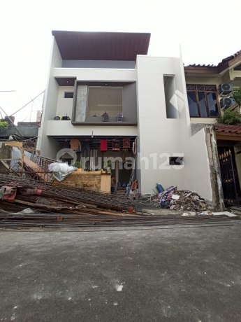 Murah Mewah Rumah Baru 2 LT Dlm Perumahan Dekat LRT Velodrom