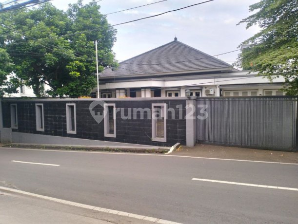 Murah Mewah Turun 50% Rumah Private Pool Siap Huni Kemang Jaksel Murah Mewah Turun 50% Rumah Private Pool Siap Huni Kemang Jaksel