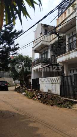 Jual Usaha Kost 3 Lantai Siap Jalan Di Pamulang — Dekat Unpam & Rsud Tangerang Selatan Jual Usaha Kost 3 Lantai Siap Jalan Di Pamulang — Dekat Unpam & Rsud Tangerang Selatan