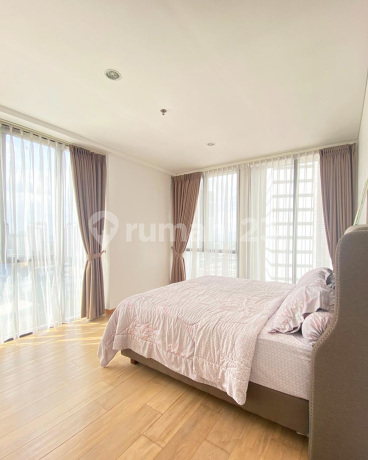 Apartemen Izzara Simatupang, 99 sqm, 2 Br, Furnished, Good Condition Apartemen Izzara Simatupang, 99 sqm, 2 Br, Furnished, Good Condition