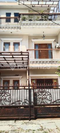 Jual Murah....Diskon Abis..Bu....Rumah 3 Lantai 4 Kamar Hanya 2,65M di Sunter Danau Indah
