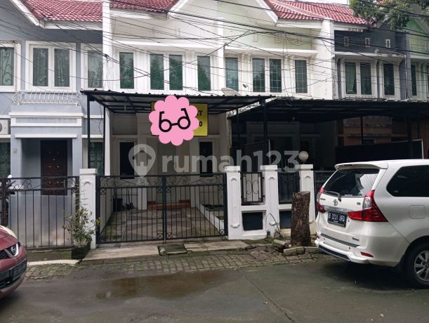 Jual Cepat... Rumah Minimalis .... 2 Lantai di Gading Arcadia Kelapa Gading