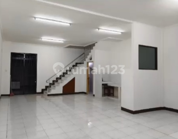 Ruko Siap Pakai Cocok untuk Usaha Lokasi Kopo Mas Bandung Ruko Siap Pakai Cocok untuk Usaha Lokasi Kopo Mas Bandung