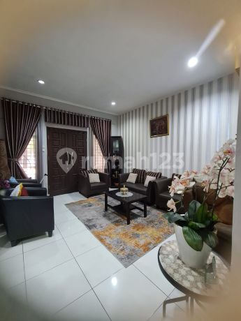 Semi Palm House Karawaci