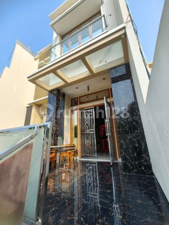 Dijual Rumah Siap Huni di Camar Indah Pik