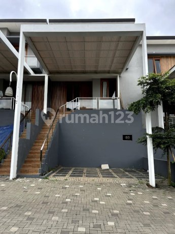 Dijual Rumah Siap Huni Dikomplek Bali Garden City View Awiligar Cigadung Bandung