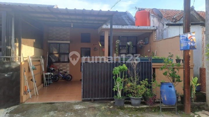 Dijual Rumah Siap Huni di Komplek Permata Padalarang Bandung Barat Dijual Rumah Siap Huni di Komplek Permata Padalarang Bandung Barat
