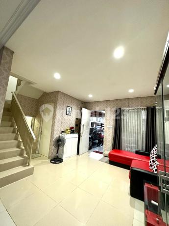 Rumah Minimalis 2 Lantai Grand Taruma, Karawang Barat By Apl Full Furnished