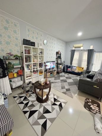 Dijual Rumah Strategis Bebas Banjir Full Furnished di Komplek Bdn Jatiwaringin, Kota Bekasi Dijual Rumah Strategis Bebas Banjir Full Furnished di Komplek Bdn Jatiwaringin, Kota Bekasi