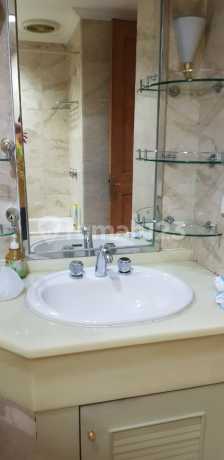 Dijual Apartment Studio Bagus Furnished di Park Royal Benhil, Jakarta