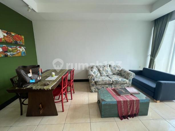 Apartement 2 kamar tidur berperabotan