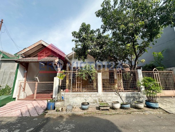 Disewakan Rumah dekat Soekarno Hatta Malang Disewakan Rumah dekat Soekarno Hatta Malang