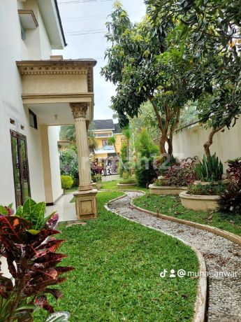 Rumah Ningrat  2 Lantai Di Perumahan Tirtasani Royal Resort