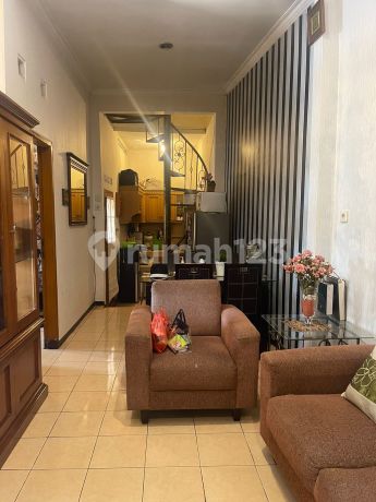 Rumah Bagus Terjangkau di Komplek Batu Mulia Mengger Bandung 