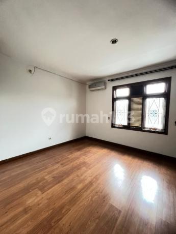 Nice House in Graha Taman Bintaro Jaya Sector 9