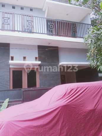 Beautiful Alinda Kencana House