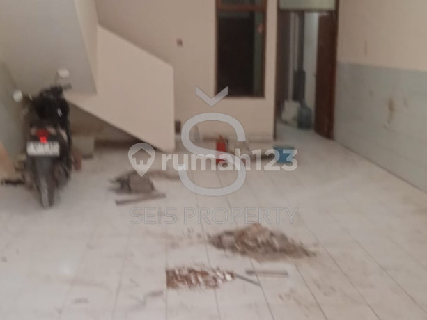 Dijual Ruko 2,5 Lantai di Taman Holis Indah Kota Bandung