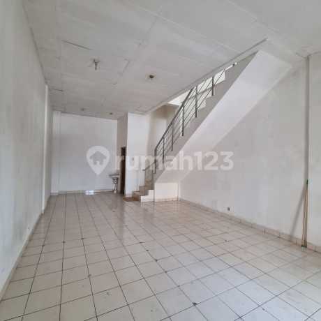Golden Boulevard BSD Shop House, Size 54.0 M², Certificate of Ownership, 3 Floors