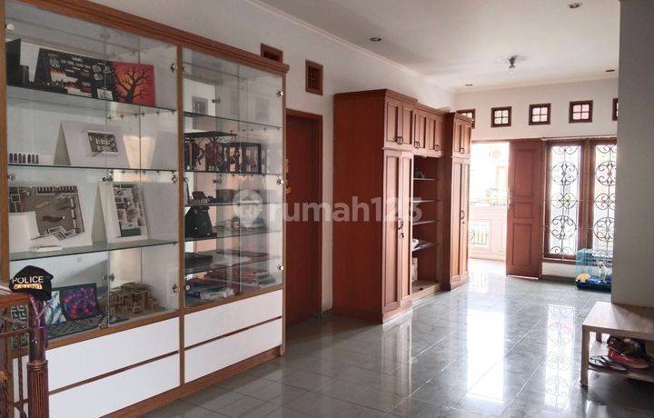 Rumah 2 lantai, Perumahan Studio Alam Indah, Jl. Raden Saleh, Studio Alam Depok
