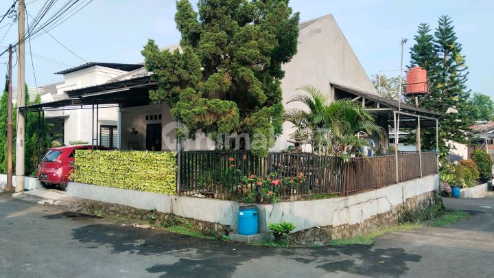 Juak Rumah Hook di Banjaran Residence, Cilangkap Depok Juak Rumah Hook di Banjaran Residence, Cilangkap Depok
