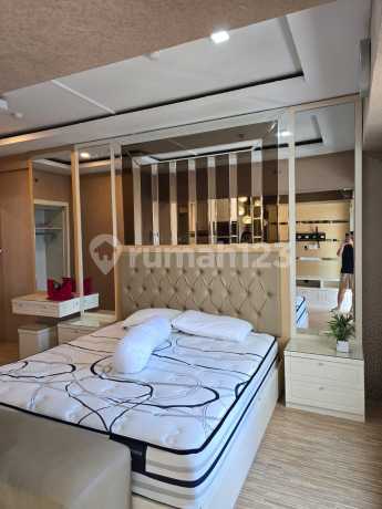 For Rent Apartment Tanglin Pakuwon Mall East Surabaya Pool View For Rent Apartment Tanglin Pakuwon Mall East Surabaya Pool View