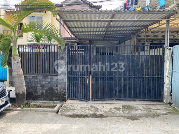 Rumah di H. Sa'aba Perumahan Mawar Joglo Jakarta barat