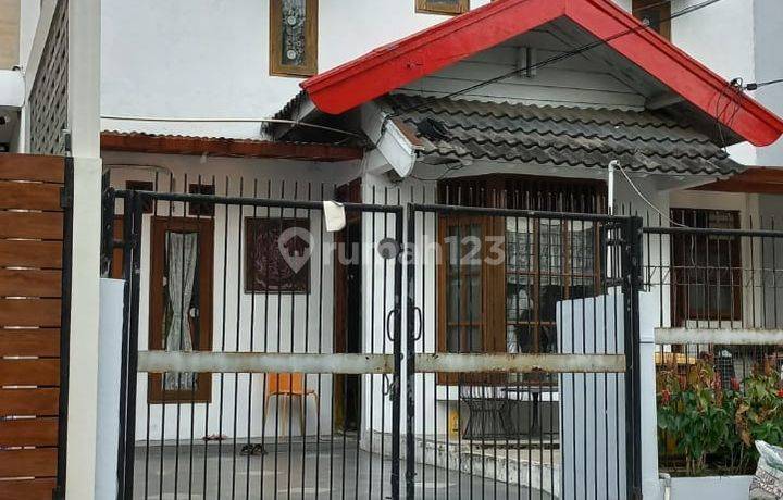 Dijual Rumah di Jln Gelatik Bintaro Jaya Sektor 2 Tangsel