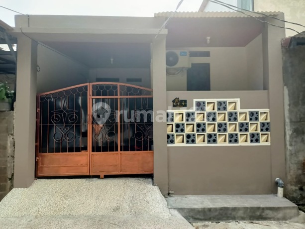 Rumah di Komplek Villa Mutiara Serpong, Pondok Jagung Tangsel