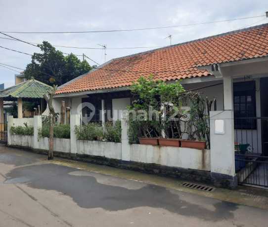 Rumah di Komplek Jalan Hijau Lestari, Ciputat Tangsel Rumah di Komplek Jalan Hijau Lestari, Ciputat Tangsel