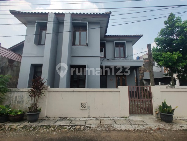 Kost2an di Komplek pjmi Pondok Aren Tangerang selatan Kost2an di Komplek pjmi Pondok Aren Tangerang selatan