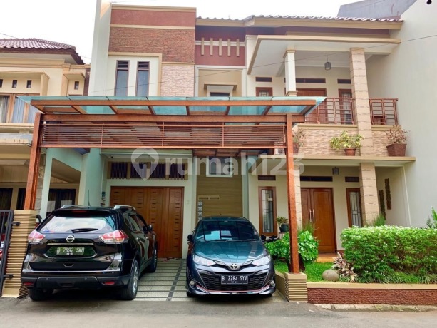 Rumah di Cluster Mahkota Residence Pejaten Barat. Pasar Minggu
