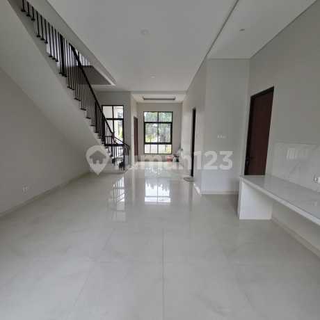 " Dijual Rumah Singgasana Pradana Bandung, Tol Moch. Toha, Yogya " Dijual Rumah Singgasana Pradana Bandung, Tol Moch. Toha, Yogya