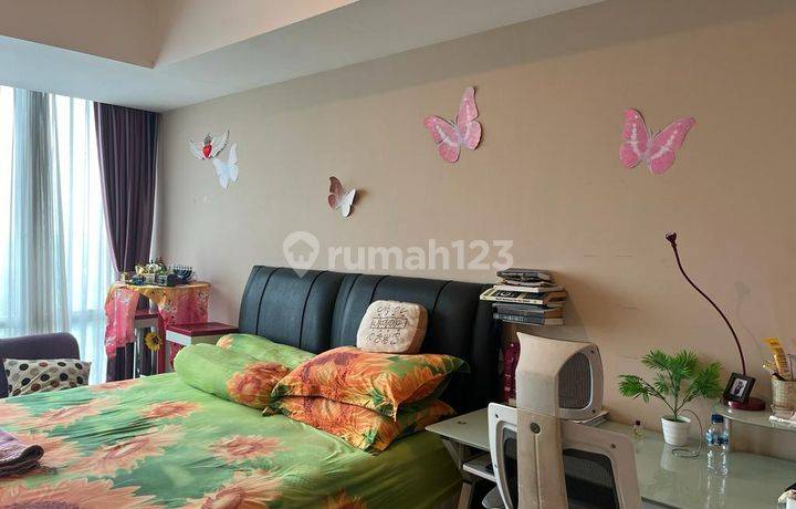 Dijual Apartemen Studio Furnished Golf View Dekat Uph Karawaci