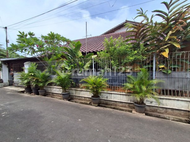 Rumah Murah 1.5 Lantai Luas Tanah 216 Meter Strategis Dlm Komplek Bdn Rumah Murah 1.5 Lantai Luas Tanah 216 Meter Strategis Dlm Komplek Bdn