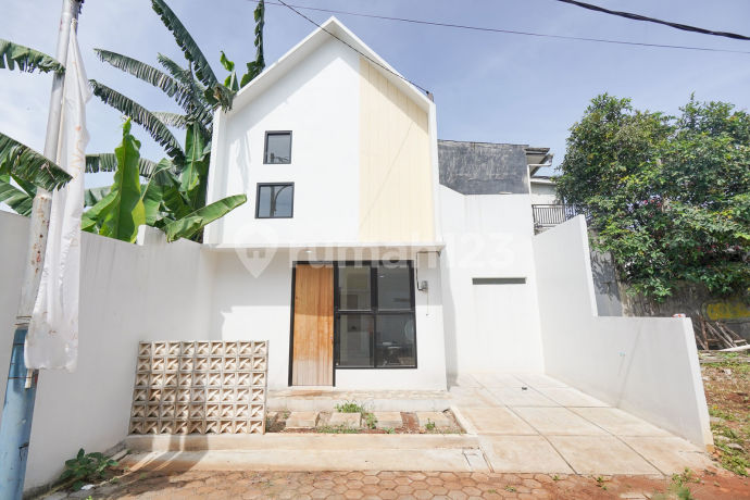 Rumah 2 Lt SHM 15 Mnt ke Cibubur Plaza Siap Huni Dibantu KPR J-35697
