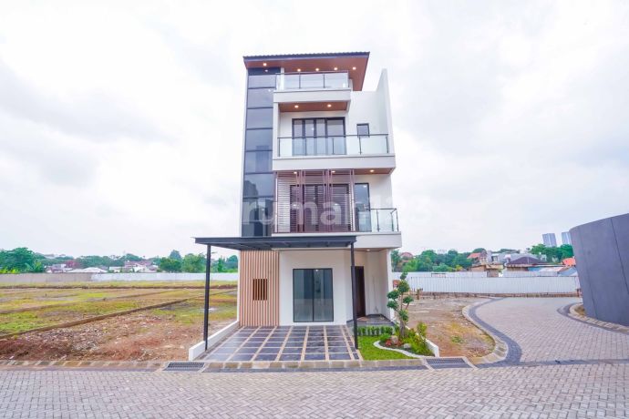 Rumah Idaman Strategis 15 Menit ke Rs Fatmawati Hadap Timur J40038 Rumah Idaman Strategis 15 Menit ke Rs Fatmawati Hadap Timur J40038