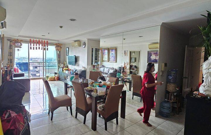 dijual cepat harga murah apertmen bagus di frenchwalk MOI ,lantai rendah