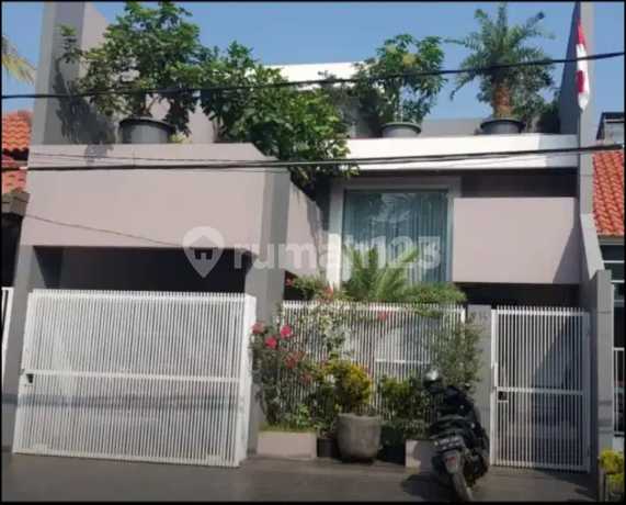 Dijual Rumah Boulevard Komp Puri Depok Mas