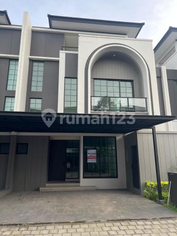 House Near Toll Access in Hierra Cluster Wlton BSD City