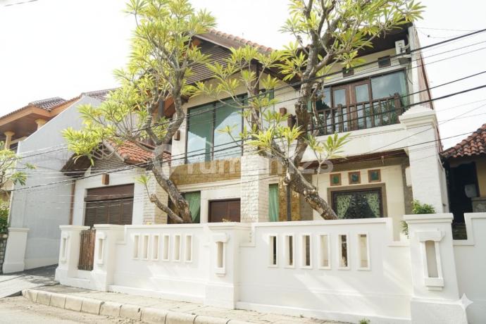 Rumah Lokasi Strategis Dekat Sekolah Internasional Ais Dan Trans Studio Mall Rumah Lokasi Strategis Dekat Sekolah Internasional Ais Dan Trans Studio Mall