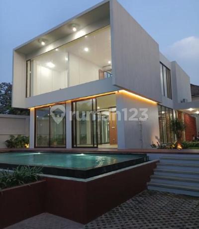 Dijual Rumah Brand New Modern Tropical Villa Jati Padang Jakarta Selatan Dijual Rumah Brand New Modern Tropical Villa Jati Padang Jakarta Selatan