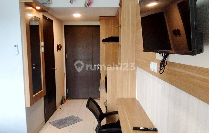 2 Unit Apartemen Di Solo Urbana Jejer Berdampingan Dekat Gate