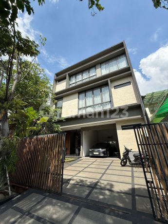 Rumah Permata Buana Minimalis Luxury Design 200m2 (10x20) Rumah Permata Buana Minimalis Luxury Design 200m2 (10x20)