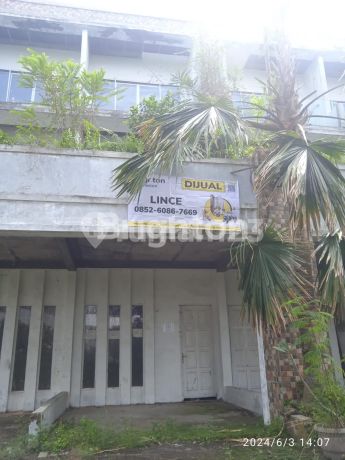 RUKO LACOSTE PARADISE MEDAN SUNGGAL